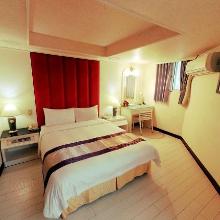 Athens Hotel Taichung Exterior foto